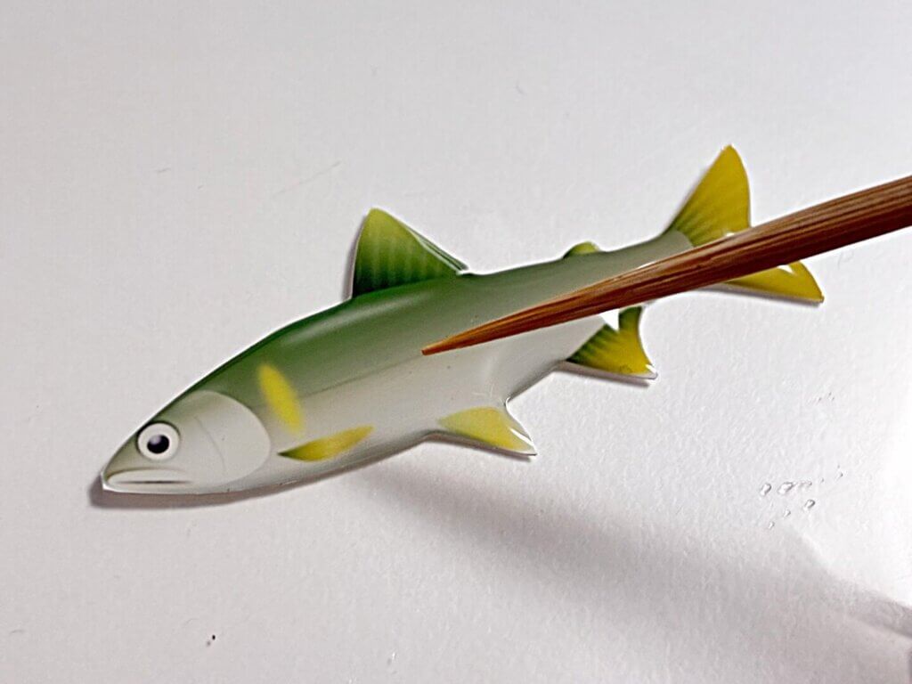 レジン液をシールの端まで広げるイメージ