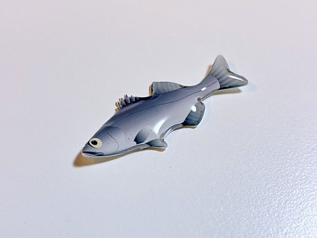 ハードレジンで作って失敗した立体シール